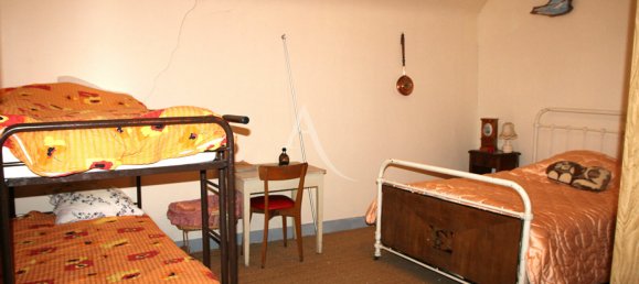 2 bedrooms House in Le Grand-Pressigny, France No. 64799 6