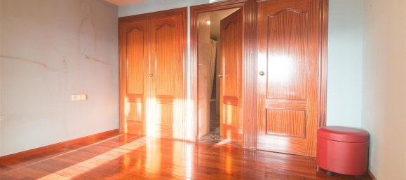 3 bedrooms Apartment in Zaragoza, Spain No. 61532 4