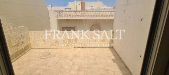 4 bedrooms Penthouse in Nadur, Malta No. 558 11