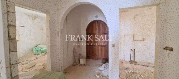 4 bedrooms Penthouse in Nadur, Malta No. 558 9