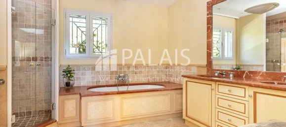 2 Schlafzimmer Villa in Antibes, France, Nr. 247347 10