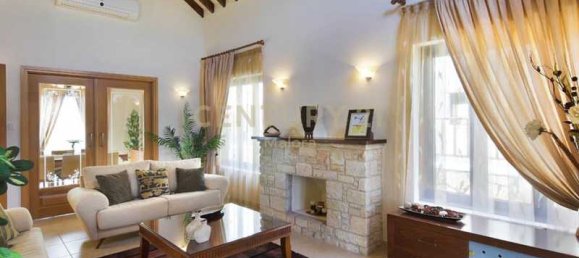 4 Schlafzimmer Gewerbliche Immobilie in Souni–Zanatzia, Cyprus, Nr. 20767 2