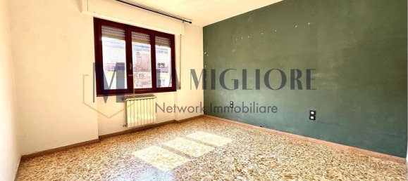 4-salle Appartement à Prato, Italy No. 306405 14