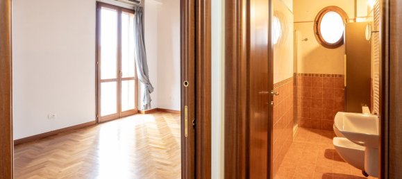 4 rooms Duplex in Bologna, Italy No. 173230 14