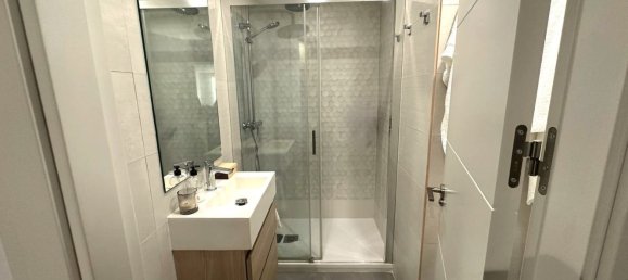 2 bedrooms Apartment in Madrid, Spain No. 154525 24