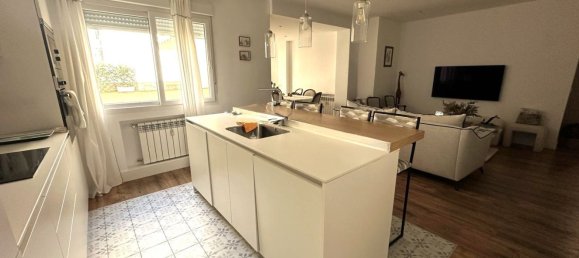 2 bedrooms Apartment in Madrid, Spain No. 154525 10