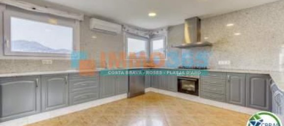 4 bedrooms House in Roses, Spain No. 111476 15