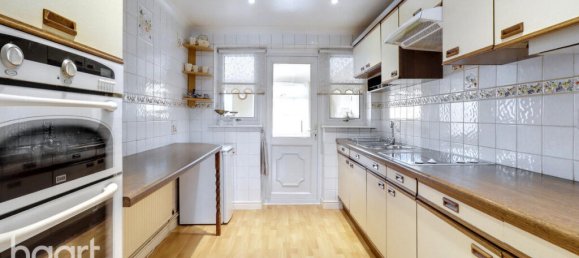 3 Schlafzimmer Haus in Rainham, United Kingdom, Nr. 4840 8