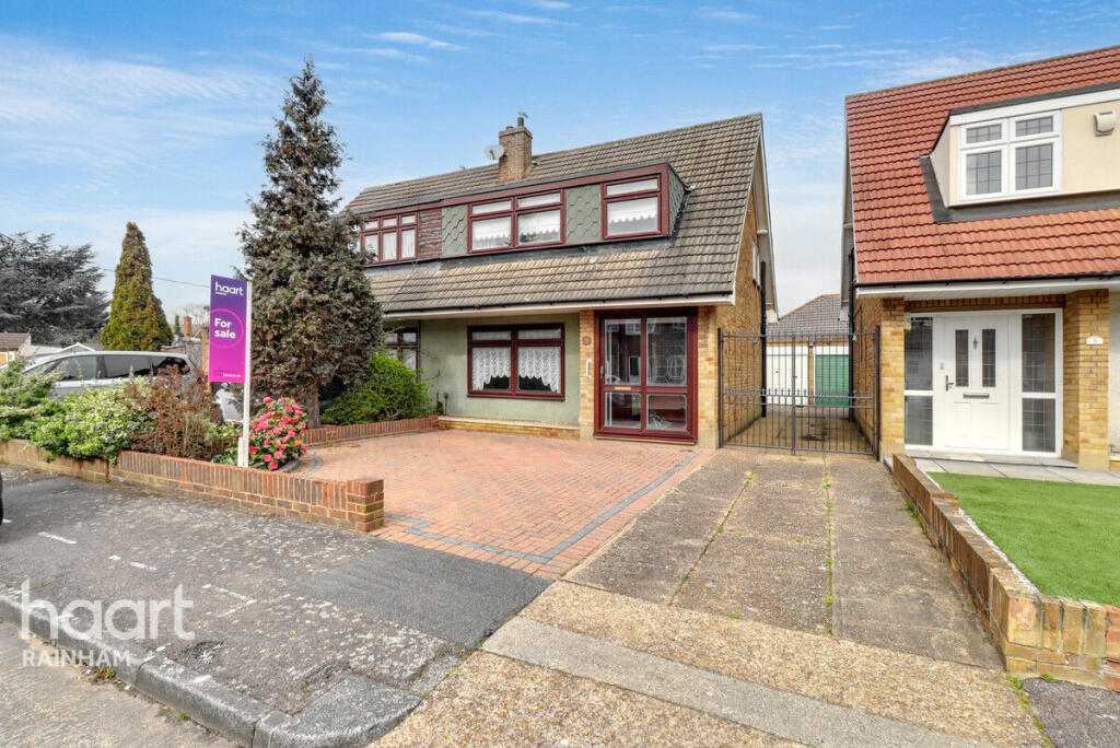 3 Schlafzimmer Haus in Rainham, United Kingdom, Nr. 4840