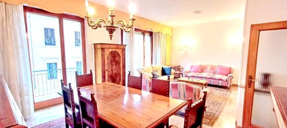 6 rooms Apartment in Florence, Italy No. 277513 4