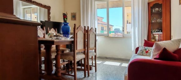 3 Schlafzimmer Wohnung in Salerno, Italy, Nr. 359138 8