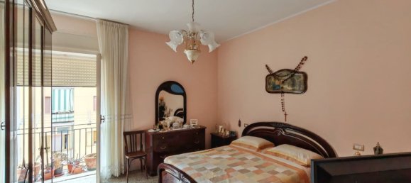 3 Schlafzimmer Wohnung in Salerno, Italy, Nr. 359138 7