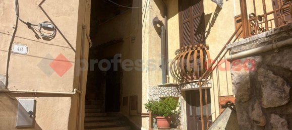 2 bedrooms House in Filettino, Italy No. 337904 16