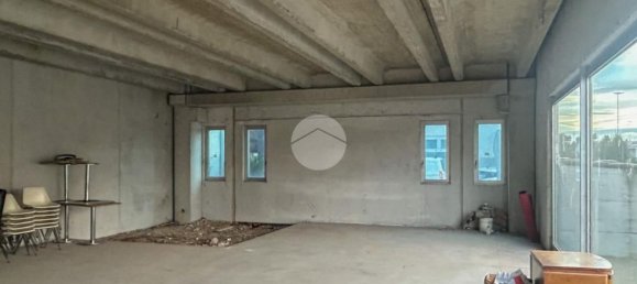 220m² Commercial property in Montirone, Italy No. 207005 8