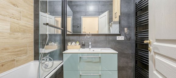 3 bedrooms Apartment in Gennevilliers, France No. 176054 22