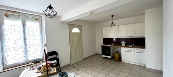 2 bedrooms Building in Mondoubleau, France No. 42024 14