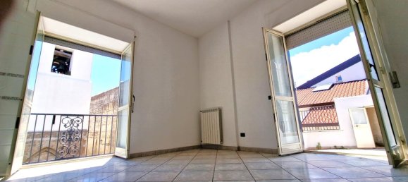3 rooms Apartment in Aversa, Italy No. 134884 15