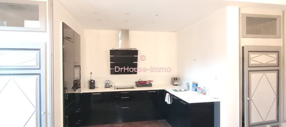 4 bedrooms Duplex in Pont-du-Chateau, France No. 49375 6