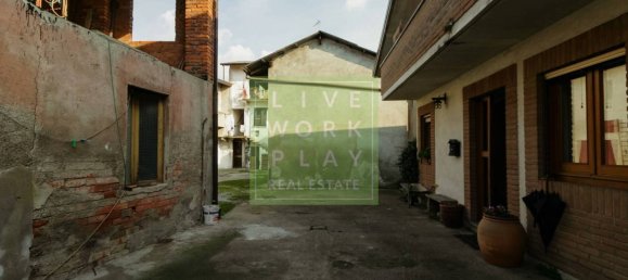 2 bedrooms Villa in Buscate, Italy No. 246661 5