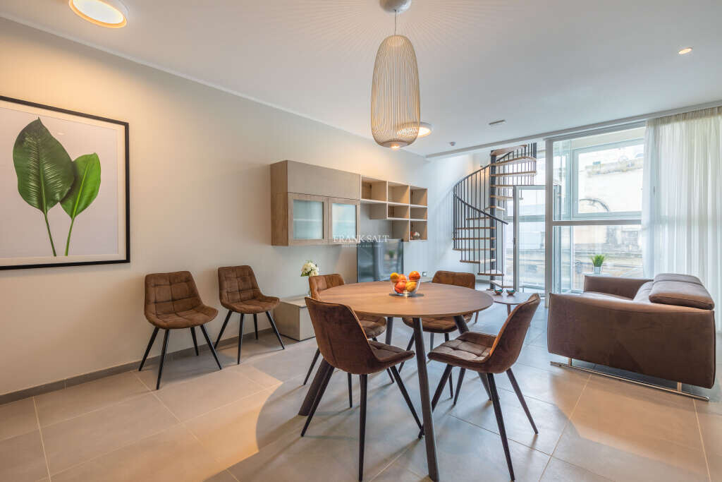 Apartamento de 2 dormitorios en Saint Julian's, Malta No. 4363