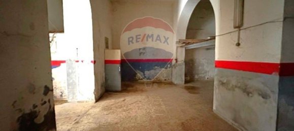 1-Zimmer Gewerbliche Immobilie in Palermo, Italy, Nr. 61975 17