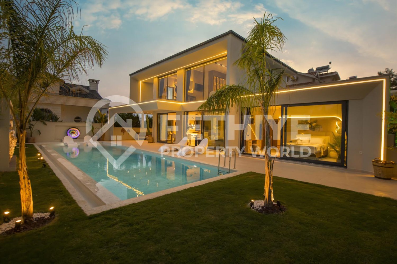 Villa 3+1 in Oludeniz, Turkey No. 23084