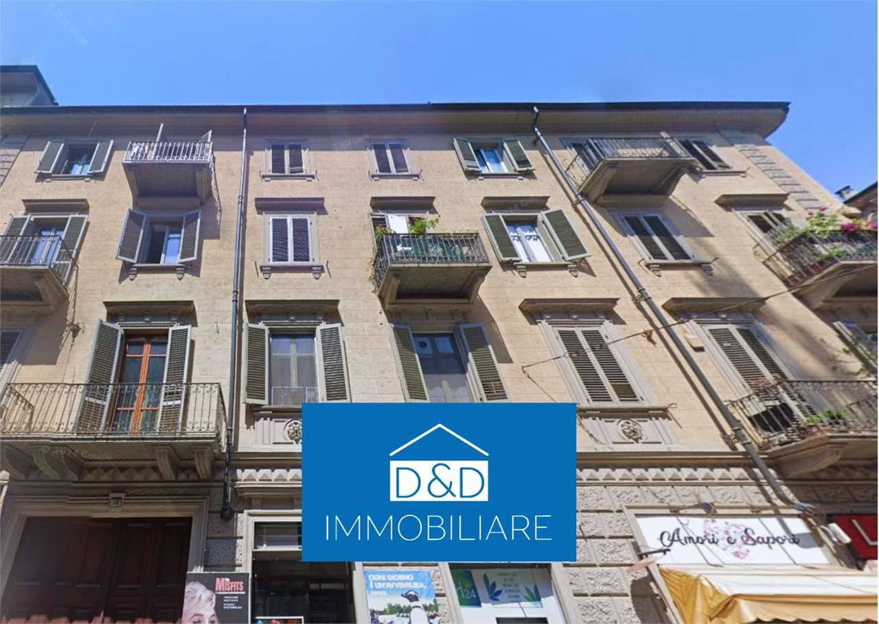 3 bedrooms Apartment in Turin, Italy No. 10334