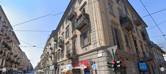 3 bedrooms Apartment in Turin, Italy No. 10334 4