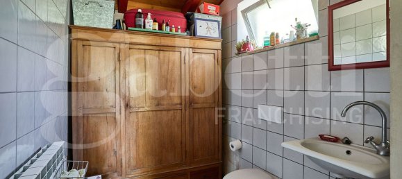 Дом с 6 комнатами в Ровьяно, Италия № 39719 21