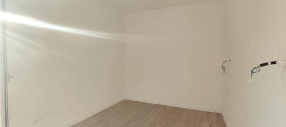 3 rooms Apartment in Lipomo, Italy No. 42630 9