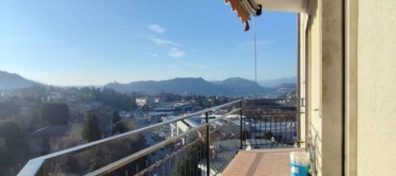 3 rooms Apartment in Lipomo, Italy No. 42630 3
