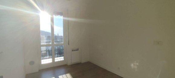 3 rooms Apartment in Lipomo, Italy No. 42630 15