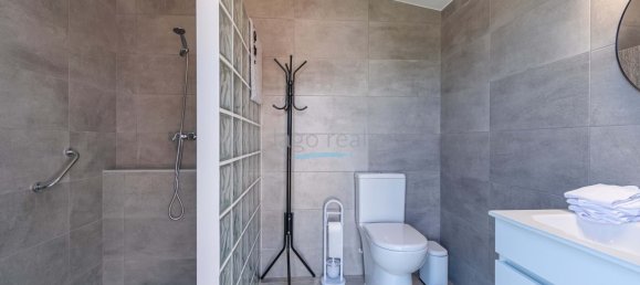 3 bedrooms Villa in Loule, Portugal No. 23290 9