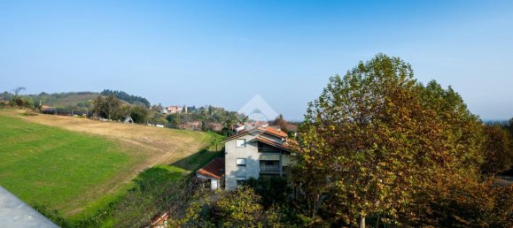 8 rooms House in Verzuolo, Italy No. 28182 37