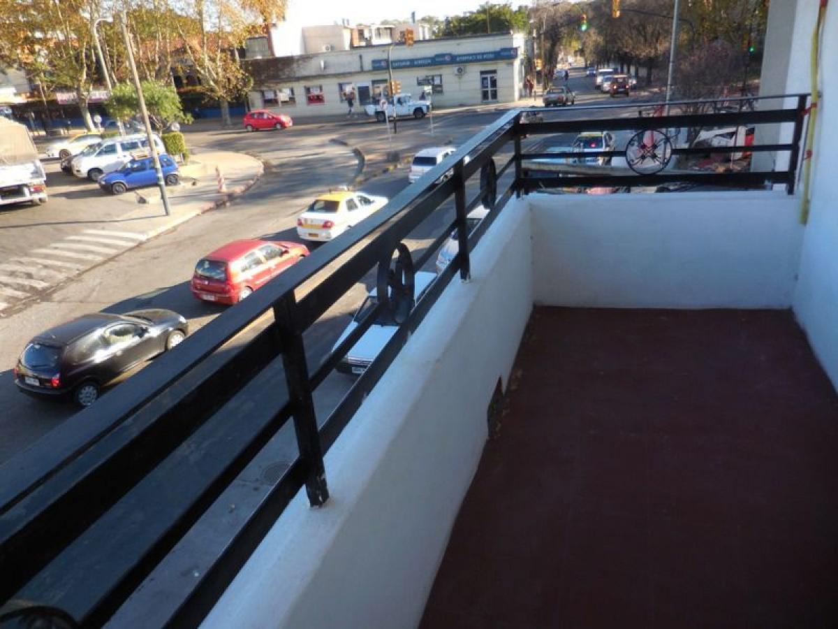 2 bedrooms House in Montevideo, Uruguay No. 11347