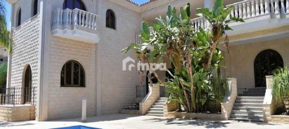 Propiedad comercial de 5 dormitorios en Oroklini, Cyprus No. 19907 3