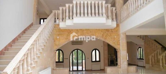 Propiedad comercial de 5 dormitorios en Oroklini, Cyprus No. 19907 4