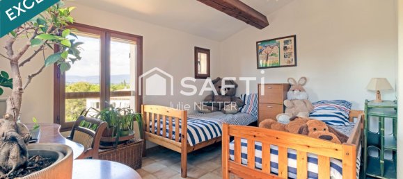 2 bedrooms House in Roquebrune-sur-Argens, France No. 319952 9