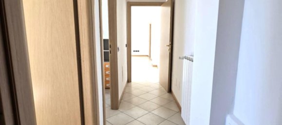 2 bedrooms Apartment in Colle di Val d'Elsa, Italy No. 225332 4