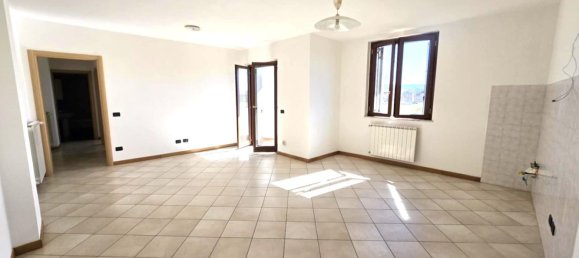2 bedrooms Apartment in Colle di Val d'Elsa, Italy No. 225332 10