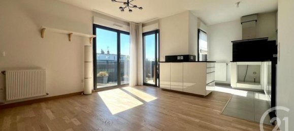 3 chambres Appartement à Pontoise, France No. 359588 2