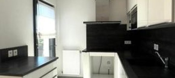 3 chambres Appartement à Pontoise, France No. 359588 6