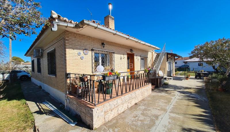 4 غرف نوم منزل في Zaragoza, Spain رقم 113496