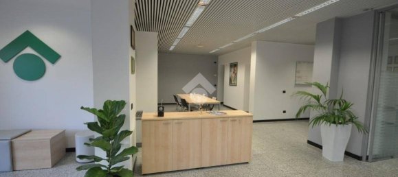 Grundstück in Capriolo, Italy 3285m², Nr. 323271 3