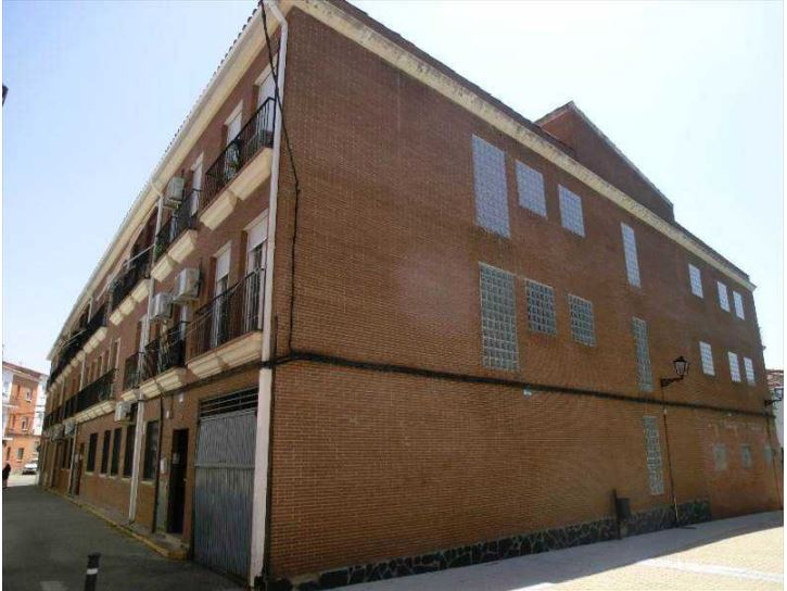 55m² Garage in Toledo, Spain No. 177724