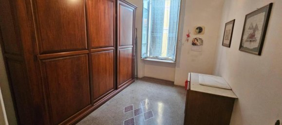 4 rooms Apartment in Ventimiglia, Italy No. 28750 5