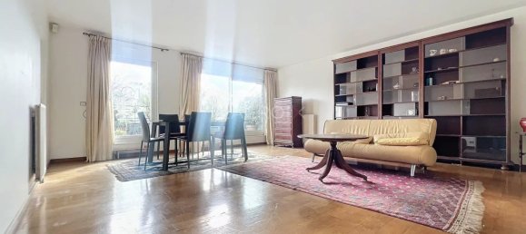 3 Schlafzimmer Doppelhaus in Gentilly, France, Nr. 163837 2