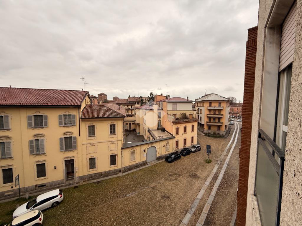 2 Schlafzimmer Wohnung in Pavia, Italy, Nr. 124660