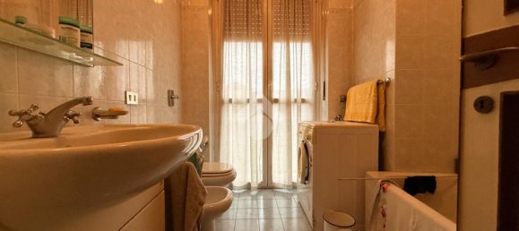 2 Schlafzimmer Wohnung in Pavia, Italy, Nr. 124660 12