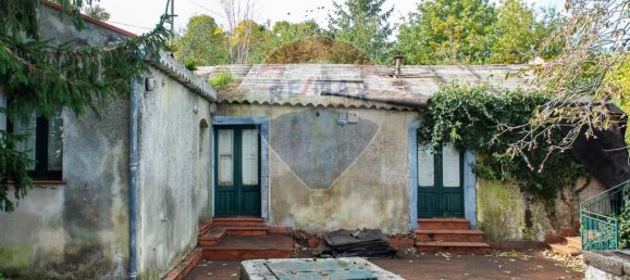 13-Zimmer Haus in Milo, Italy, Nr. 235244 8